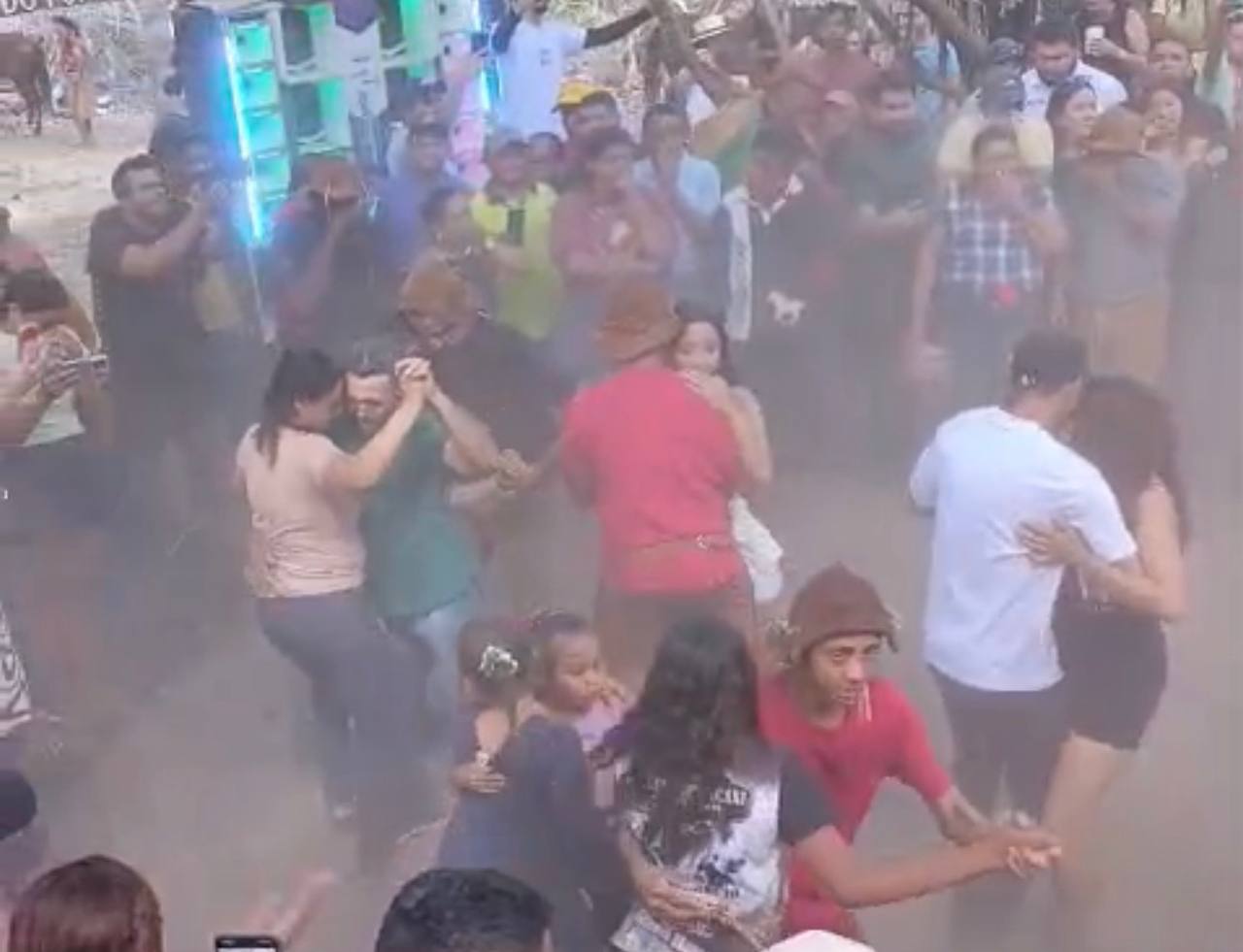 Concurso de forró levanta poeira no meio do mato e viraliza em Campo Maior